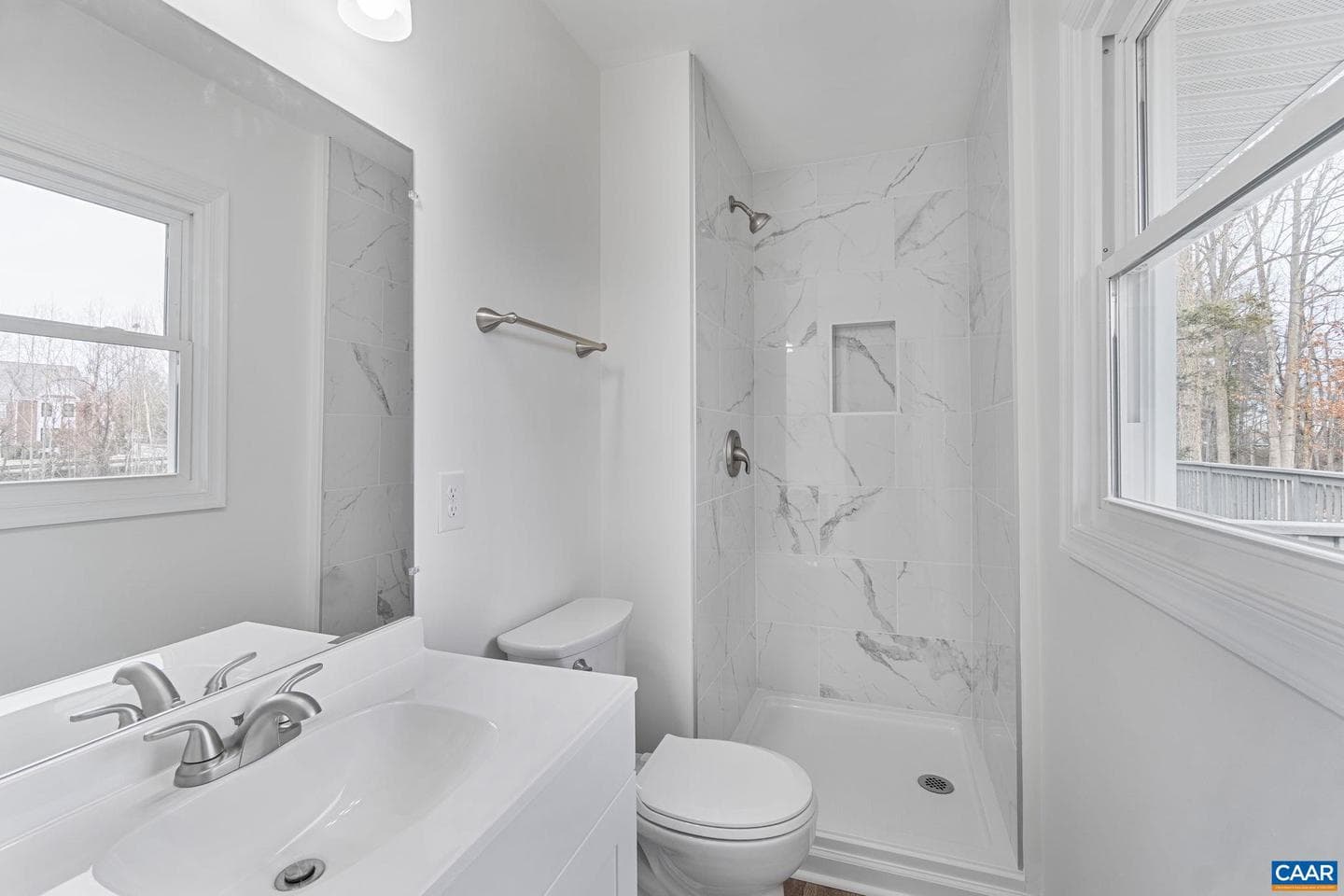 115 Deerwood Dr photo 27