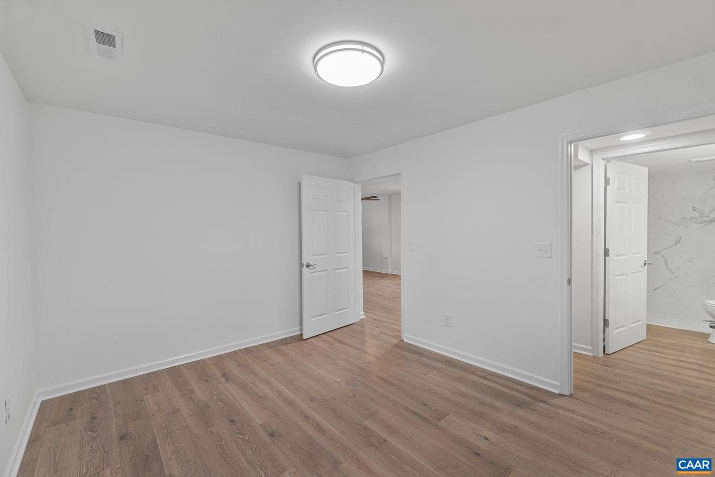 115 Deerwood Dr photo 34