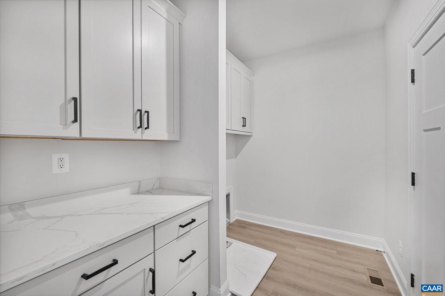 1378 Marcella St photo 23