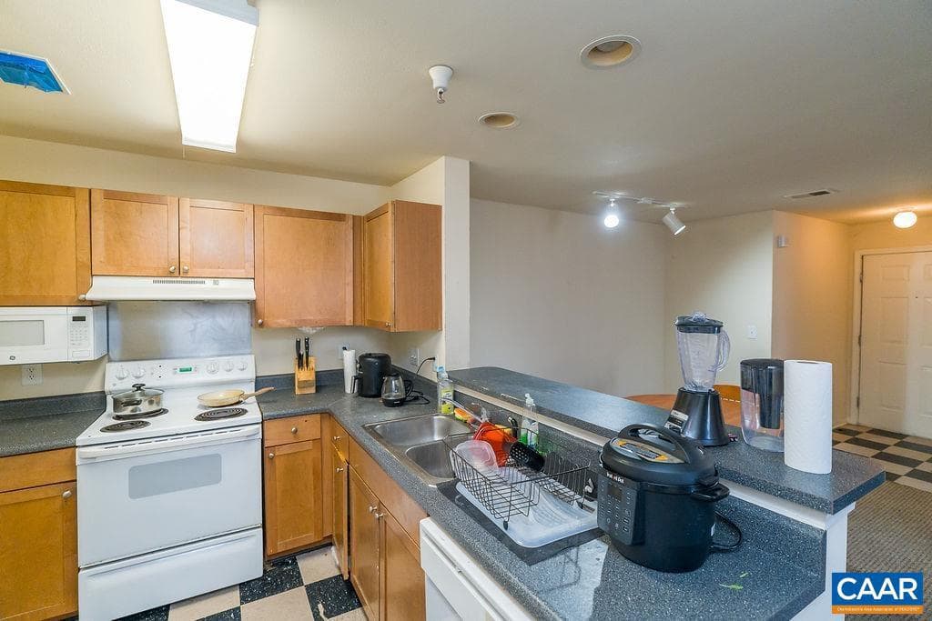 177 Yellowstone Dr #108 photo 7