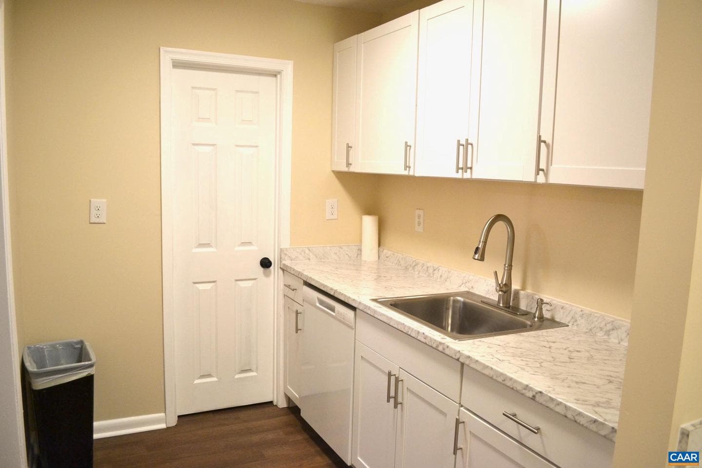 2517 Hydraulic Rd # 66 photo 10
