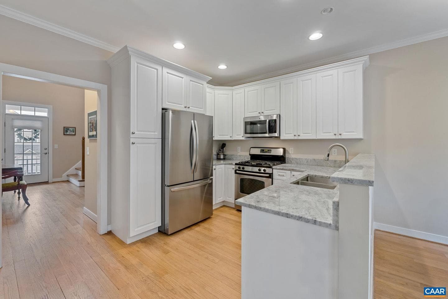195 Brookwood Dr photo 6