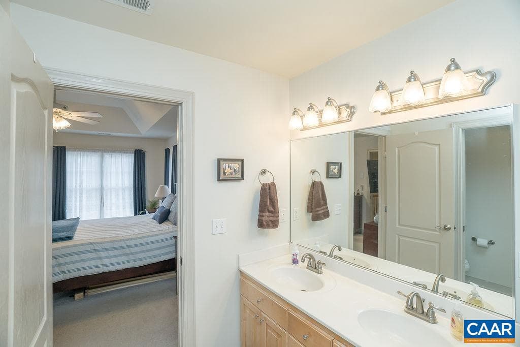 665 Fox Hollow Ln photo 28