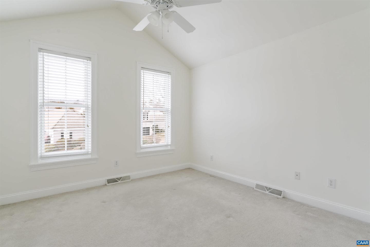 1202 Stonegate Way photo 25