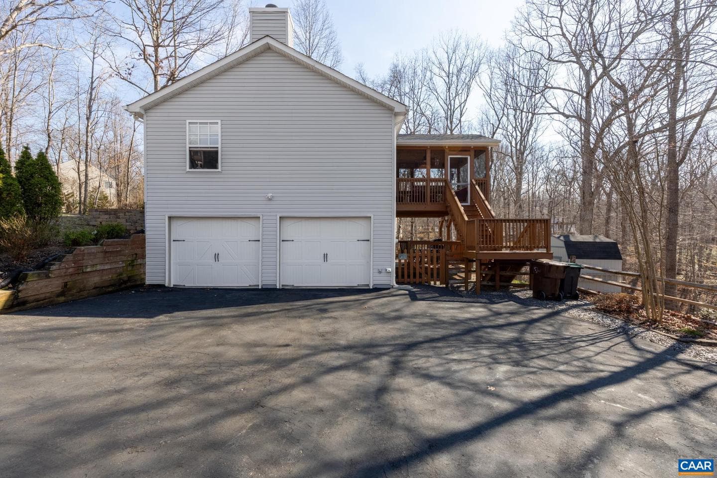 16 Chickasaw Pl photo 32