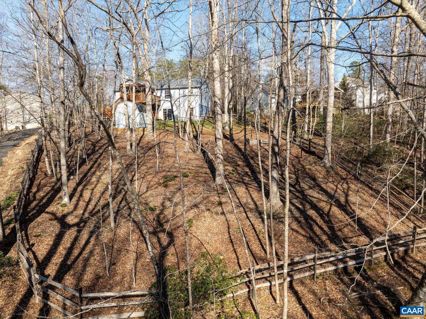 16 Chickasaw Pl photo 40