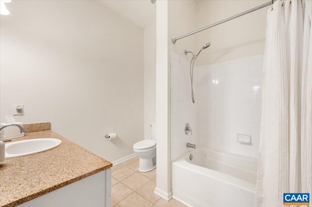 765 Walker Sq #4a photo 17