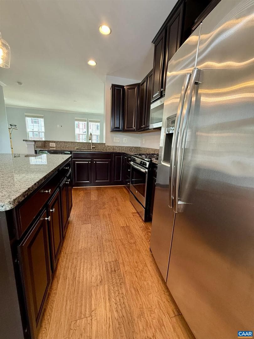 2176 Whispering Hollow Ln photo 11