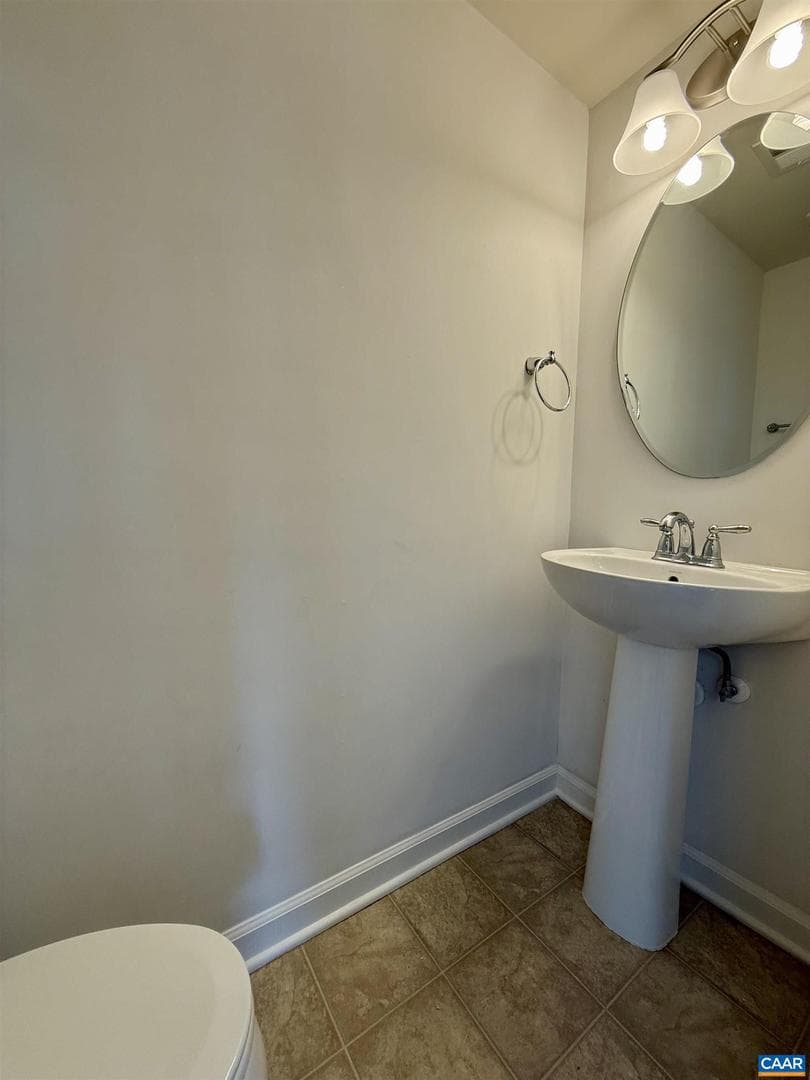 2176 Whispering Hollow Ln photo 33