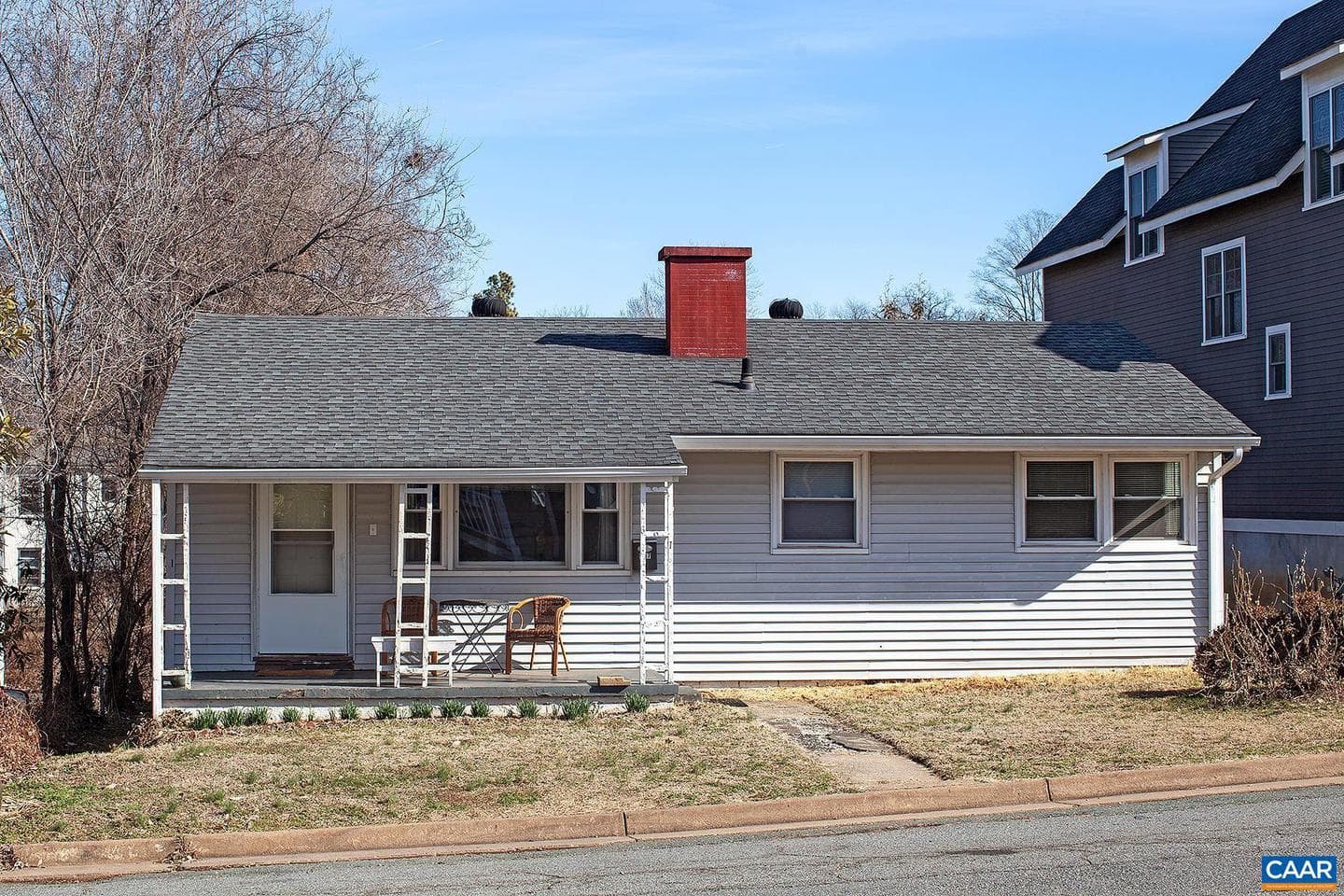 607 Montrose Ave