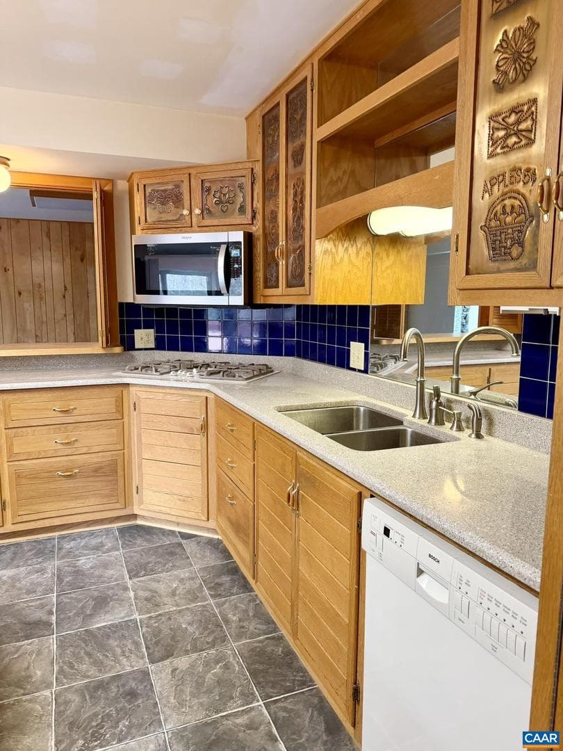 670 Baber Ln photo 18