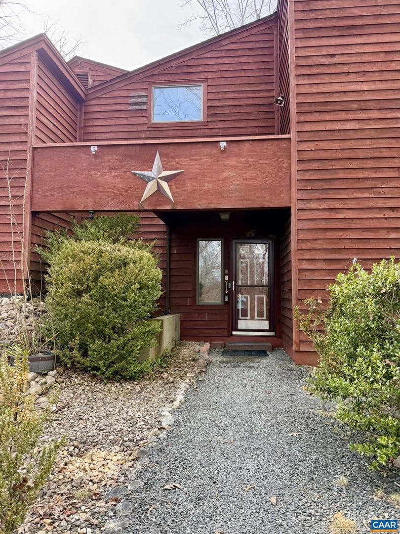 670 Baber Ln photo 3