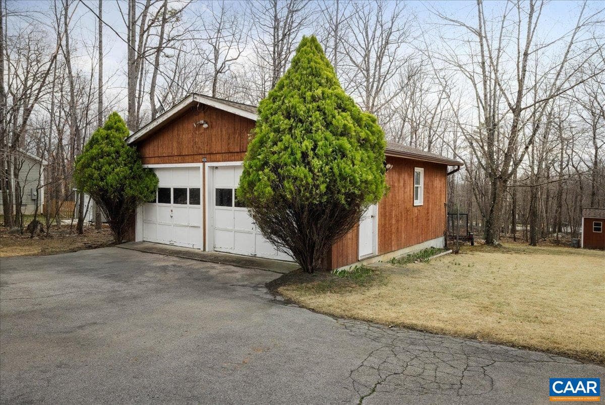 406 Raccoon Dr photo 22
