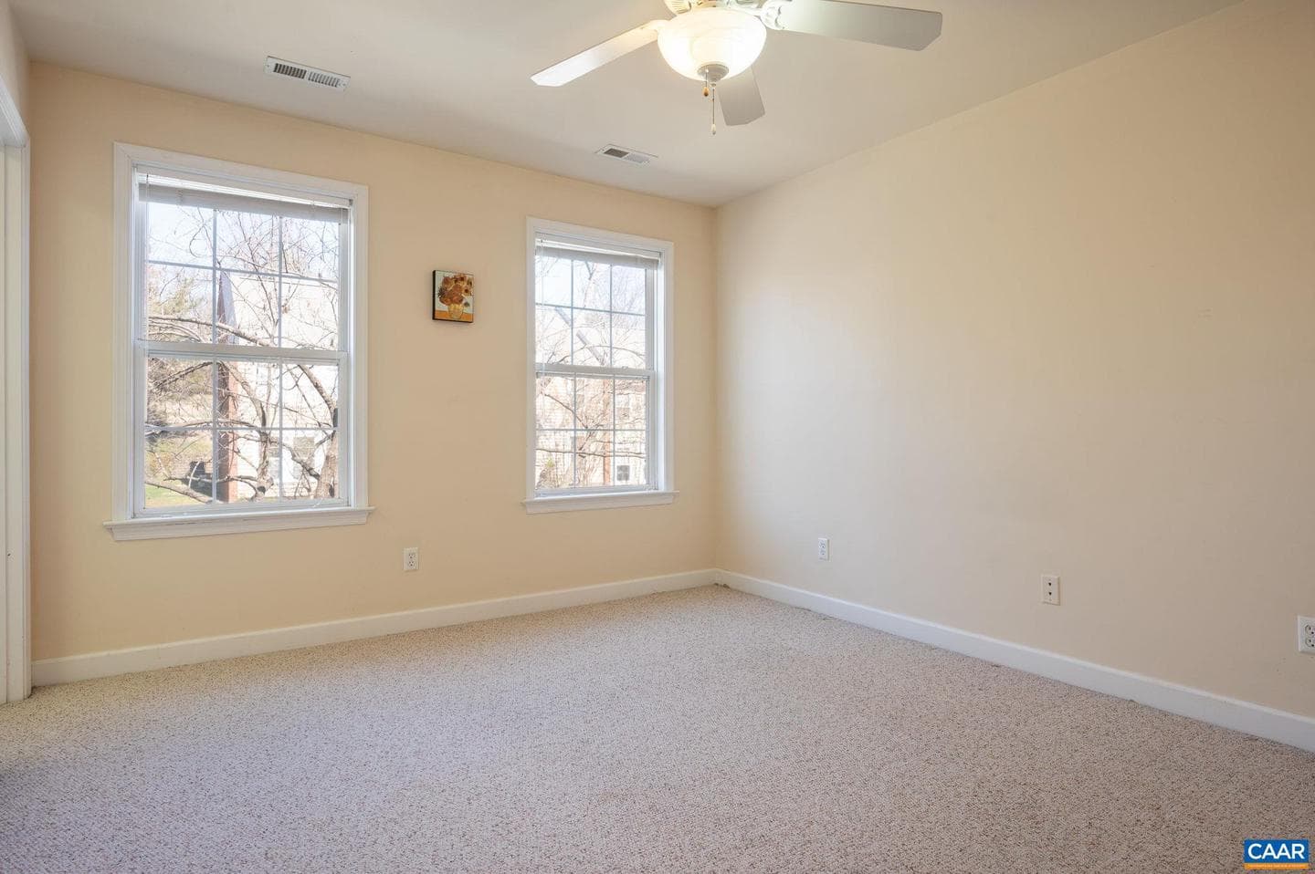 1041 Carrington Pl photo 8