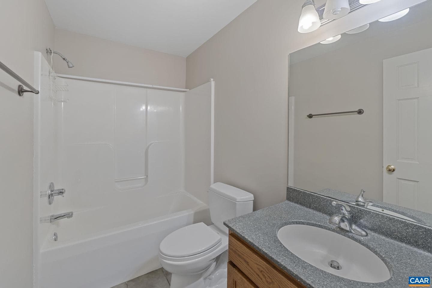 12048 Louisa Rd photo 30