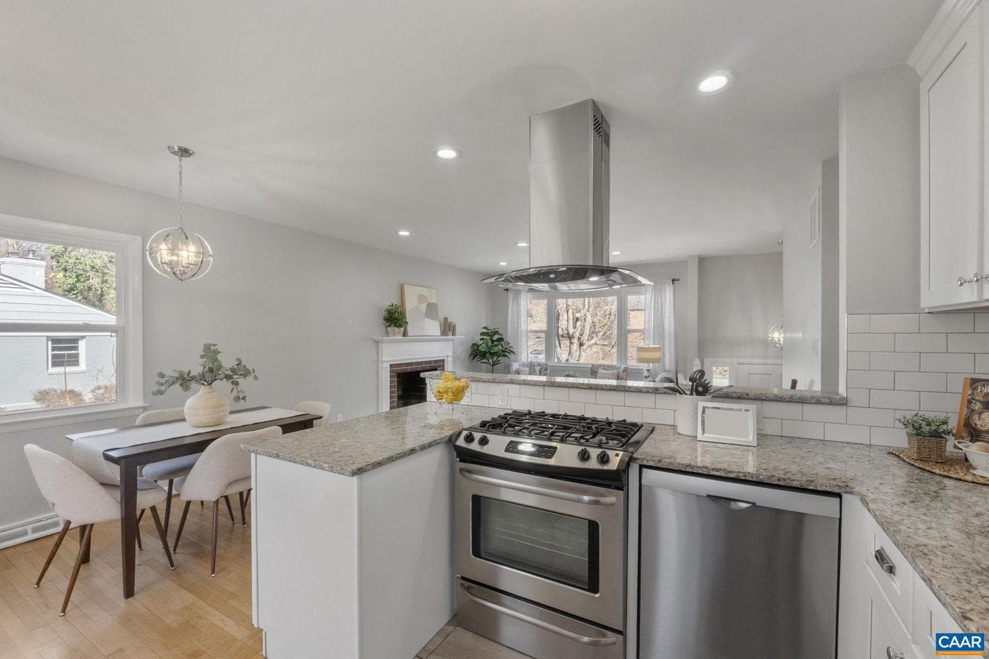 2310 Wayne Ave photo 12