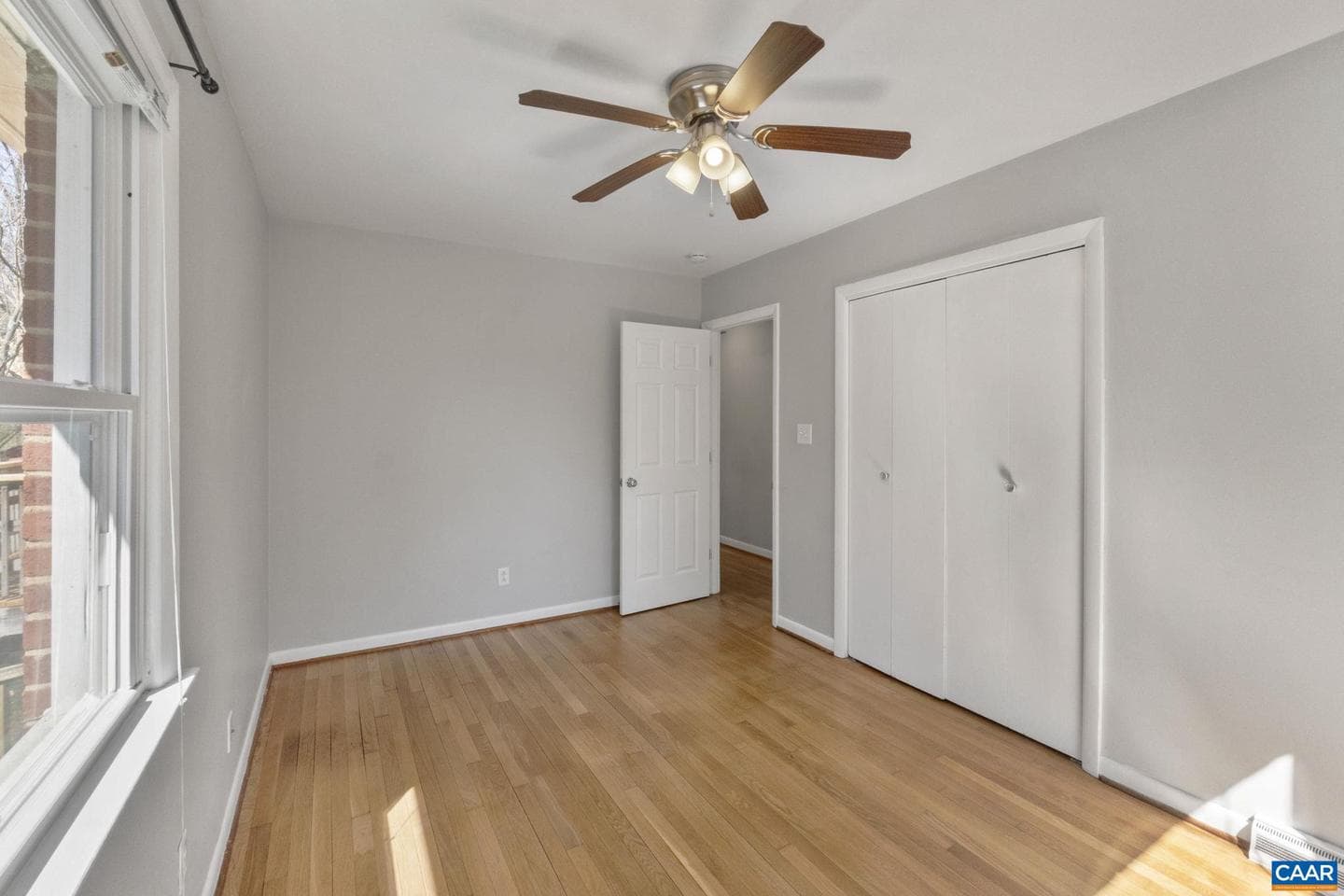 2310 Wayne Ave photo 19