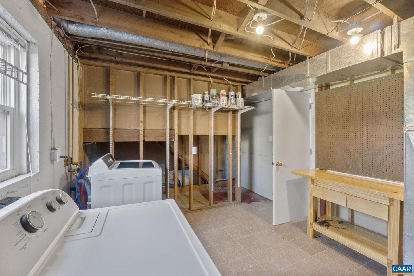 2310 Wayne Ave photo 36