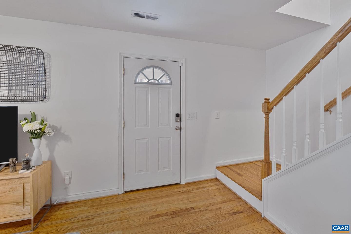11 Holly Cir photo 5