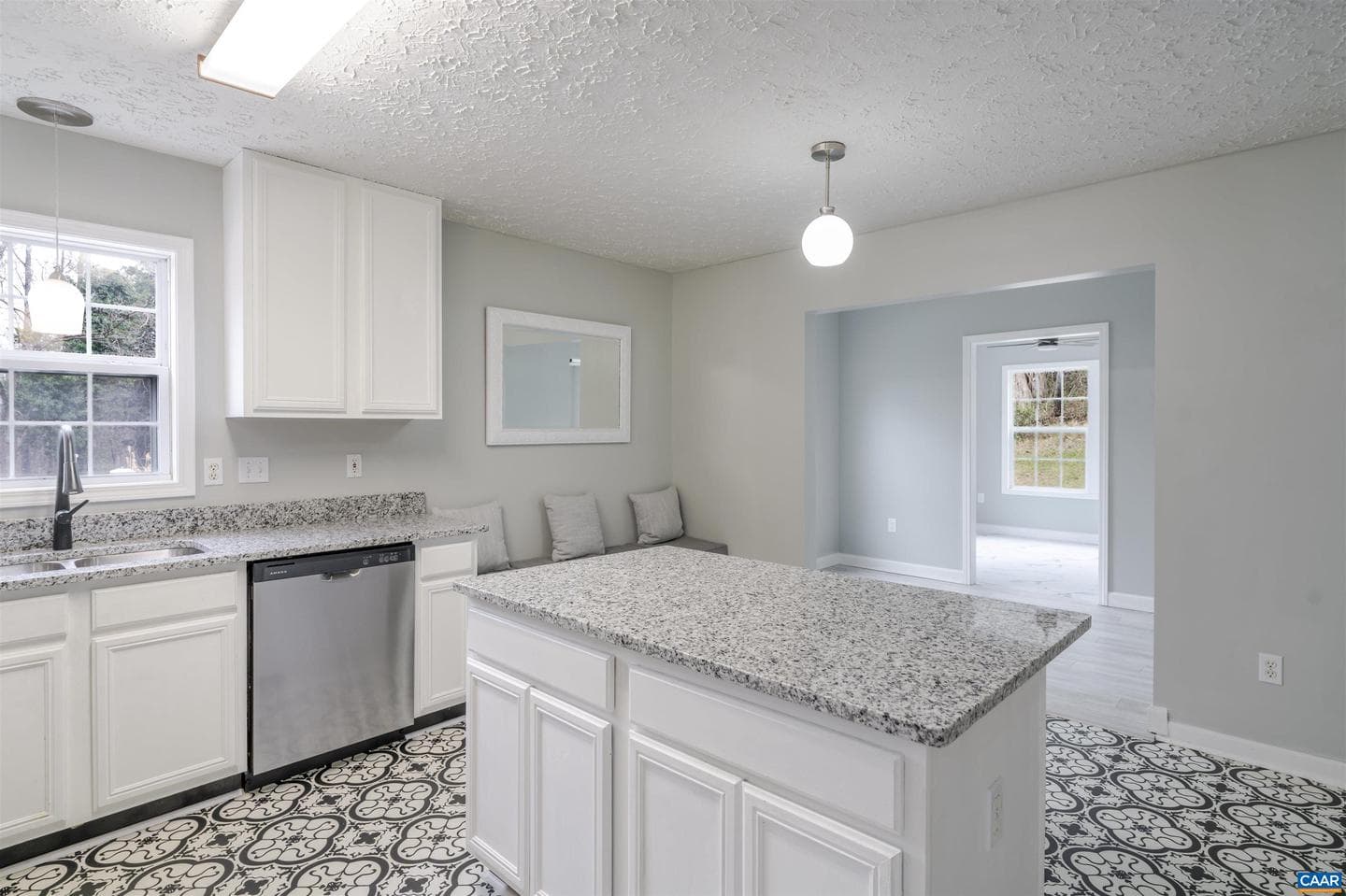 5860 Bearwood Rd photo 11