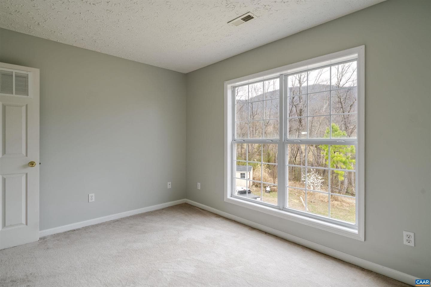 5860 Bearwood Rd photo 24