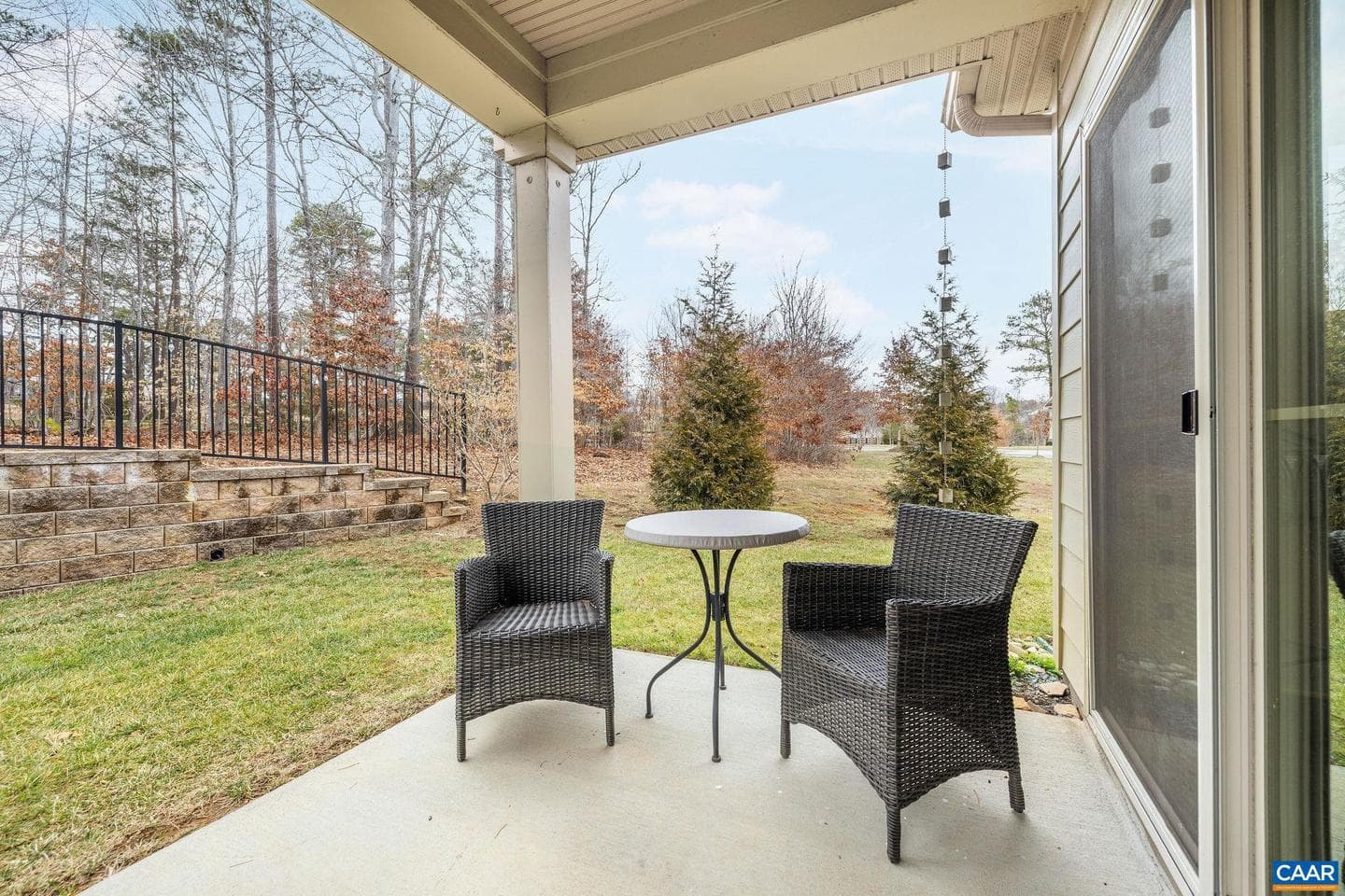 360 Winding Rd photo 47