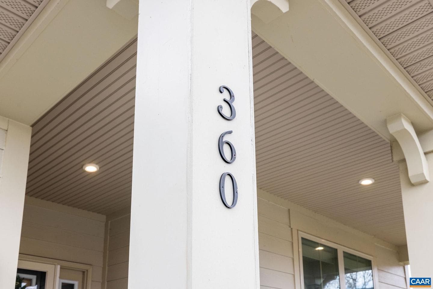 360 Winding Rd photo 7