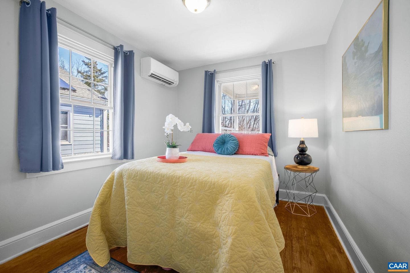 526 Caroline Ave photo 13
