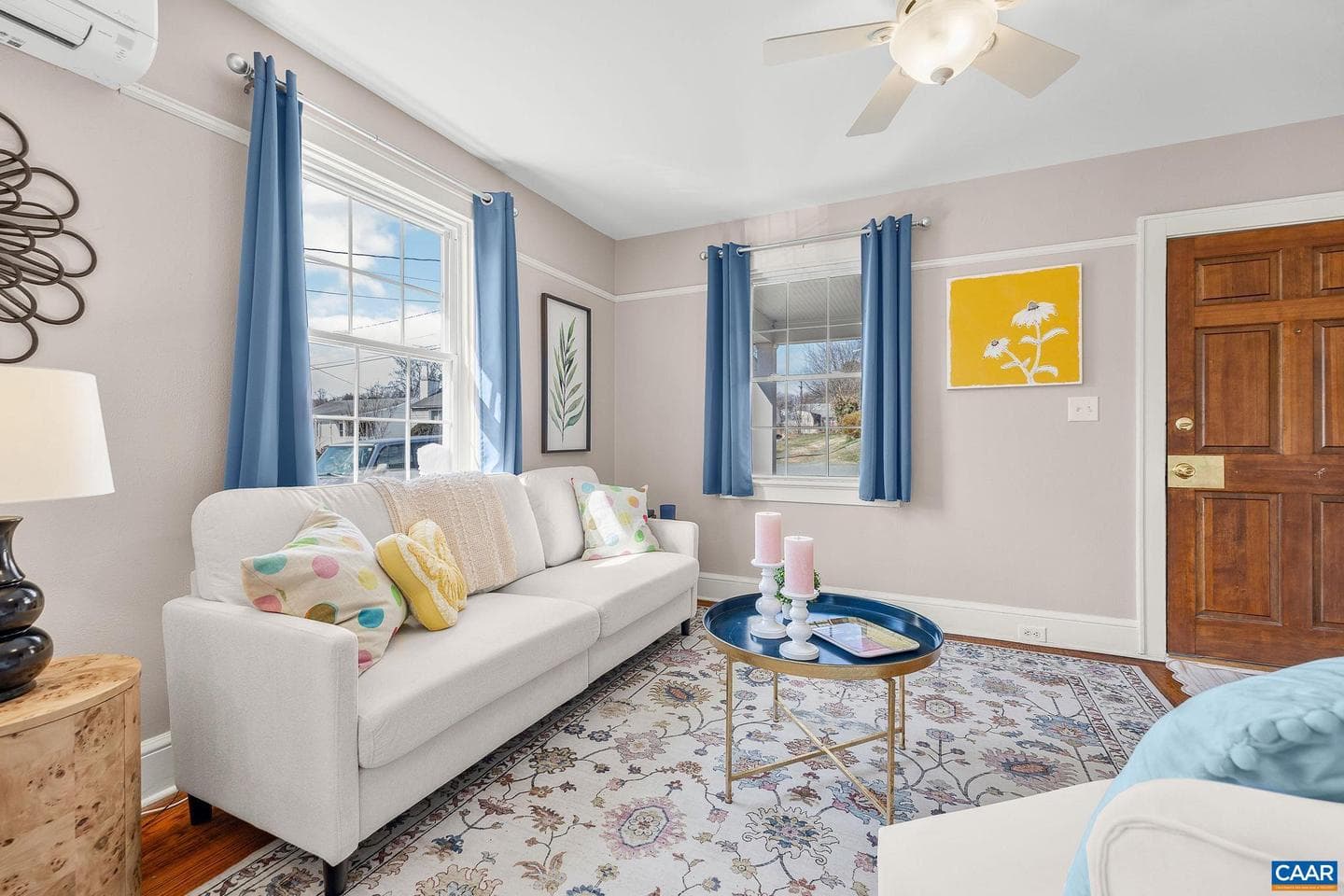 526 Caroline Ave photo 5