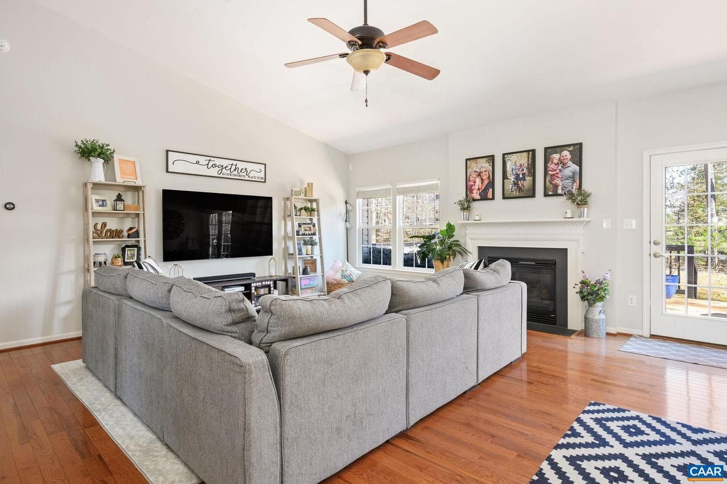 123 Sydney Way photo 8