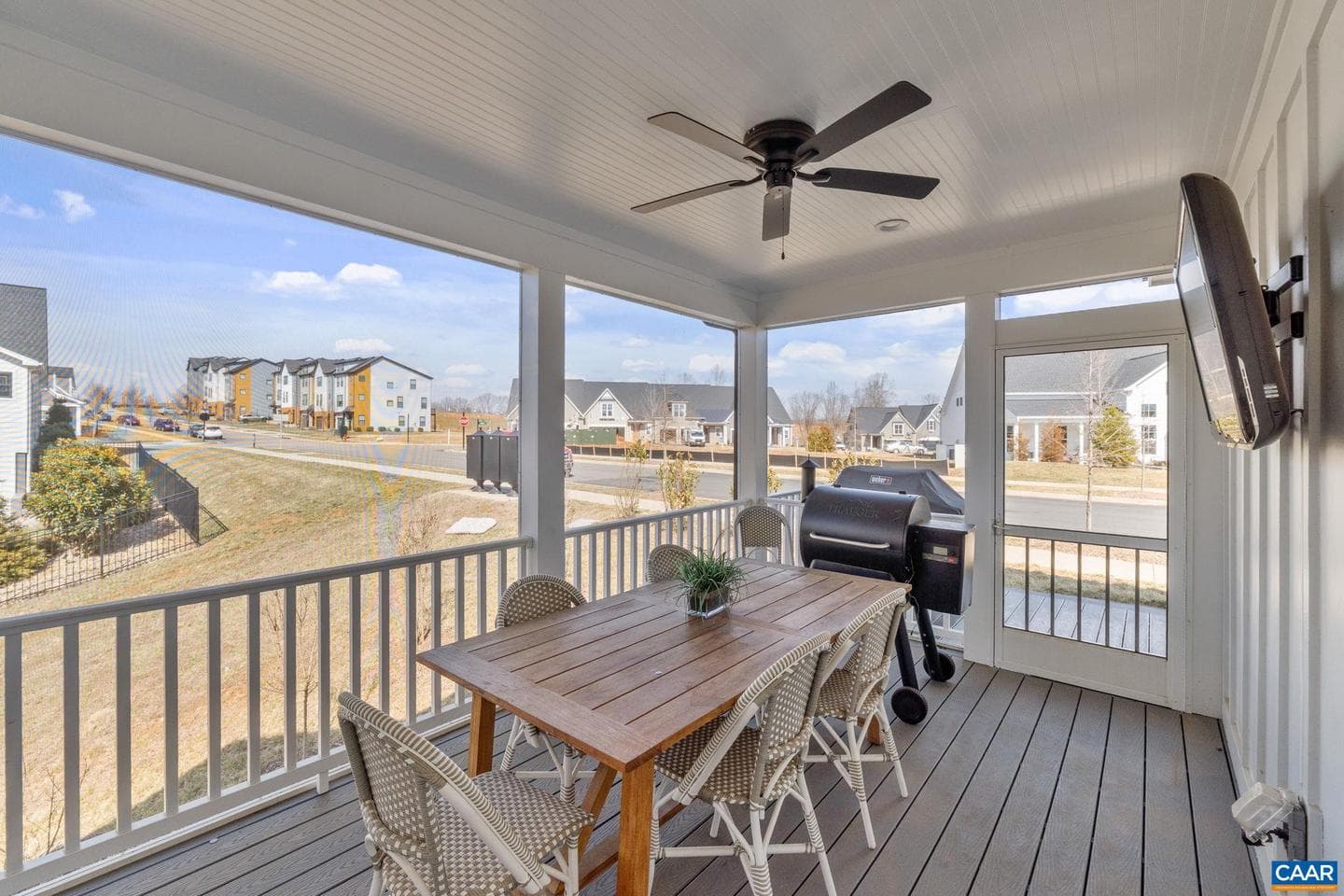 2206 Fowler Cir photo 25