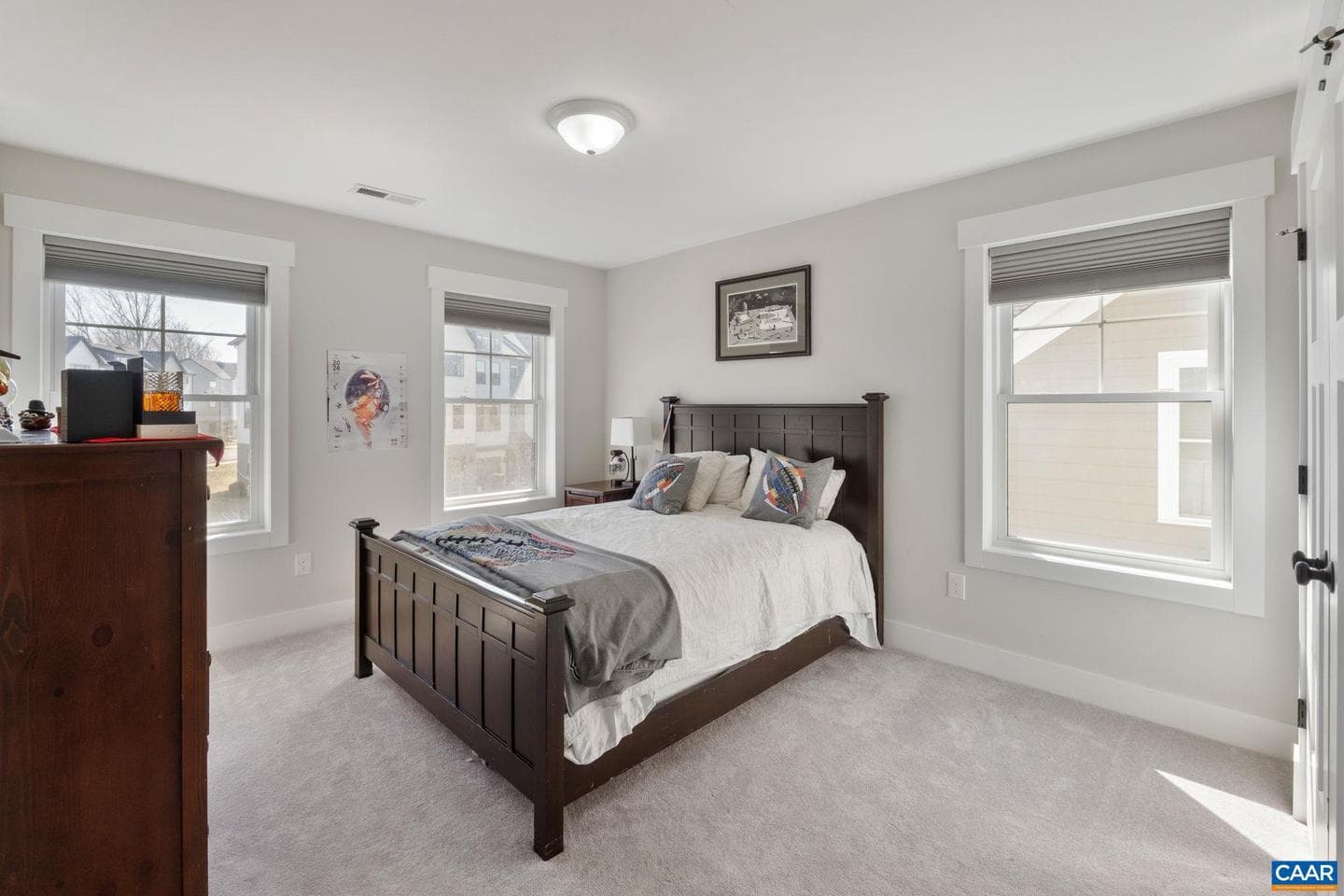 2206 Fowler Cir photo 33