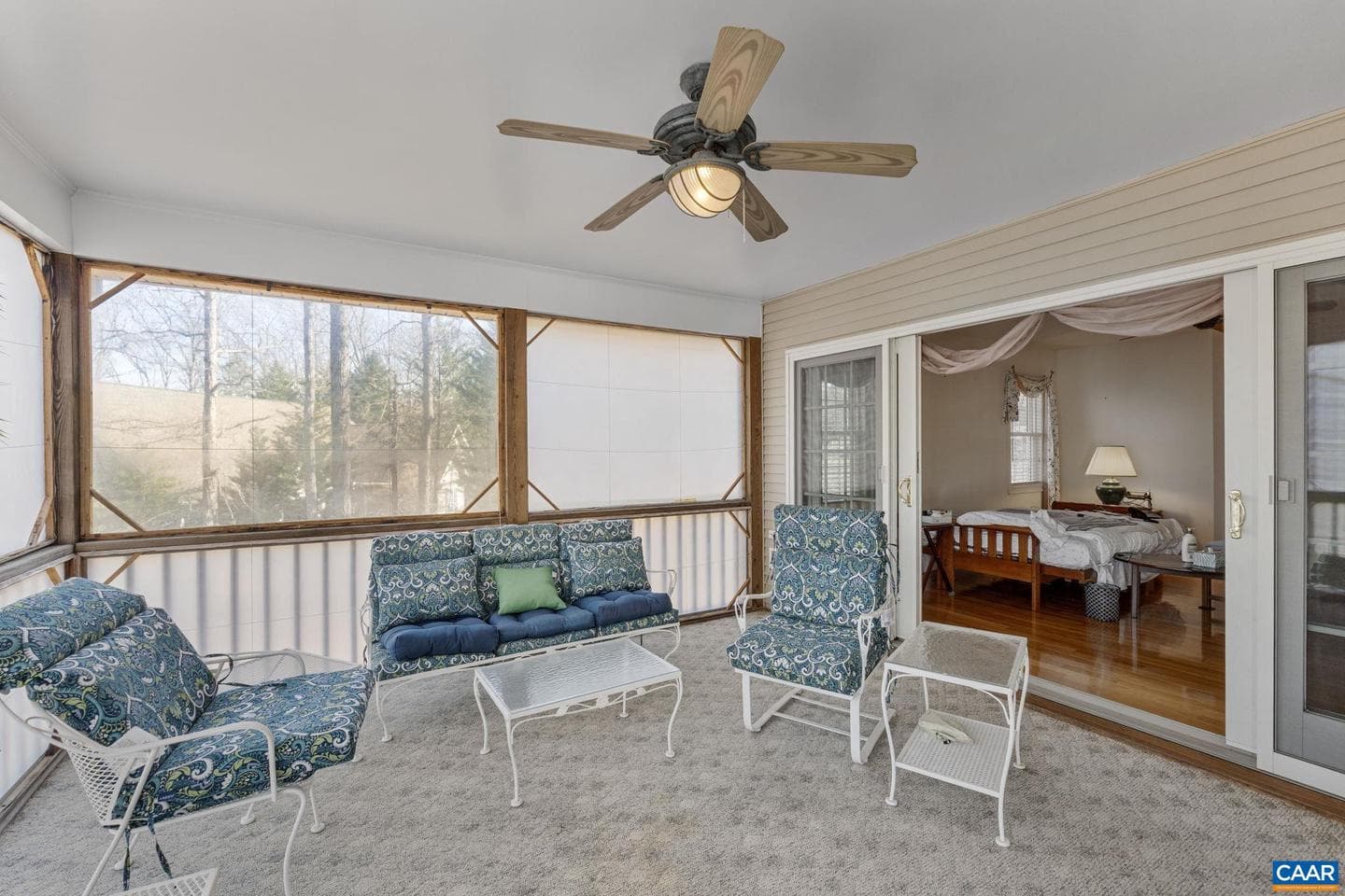 24 Fleetwood Dr photo 37