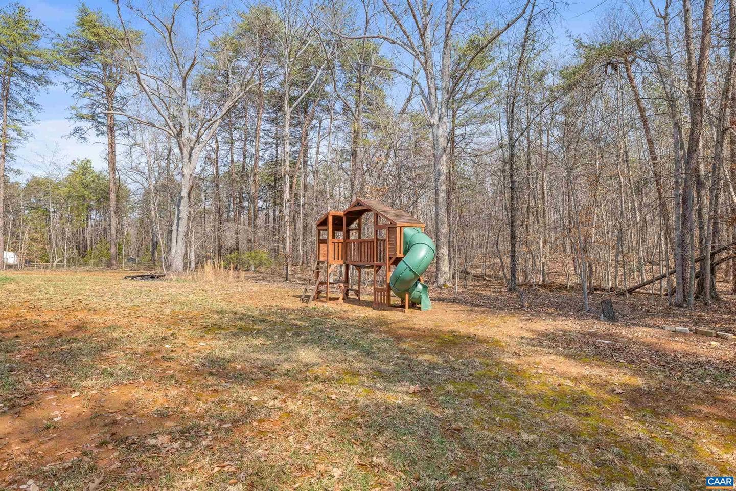 235 Shores Rd photo 6