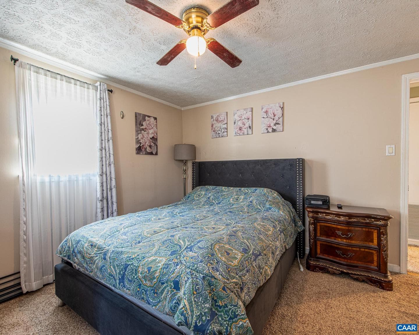 836 Toms Rd photo 10