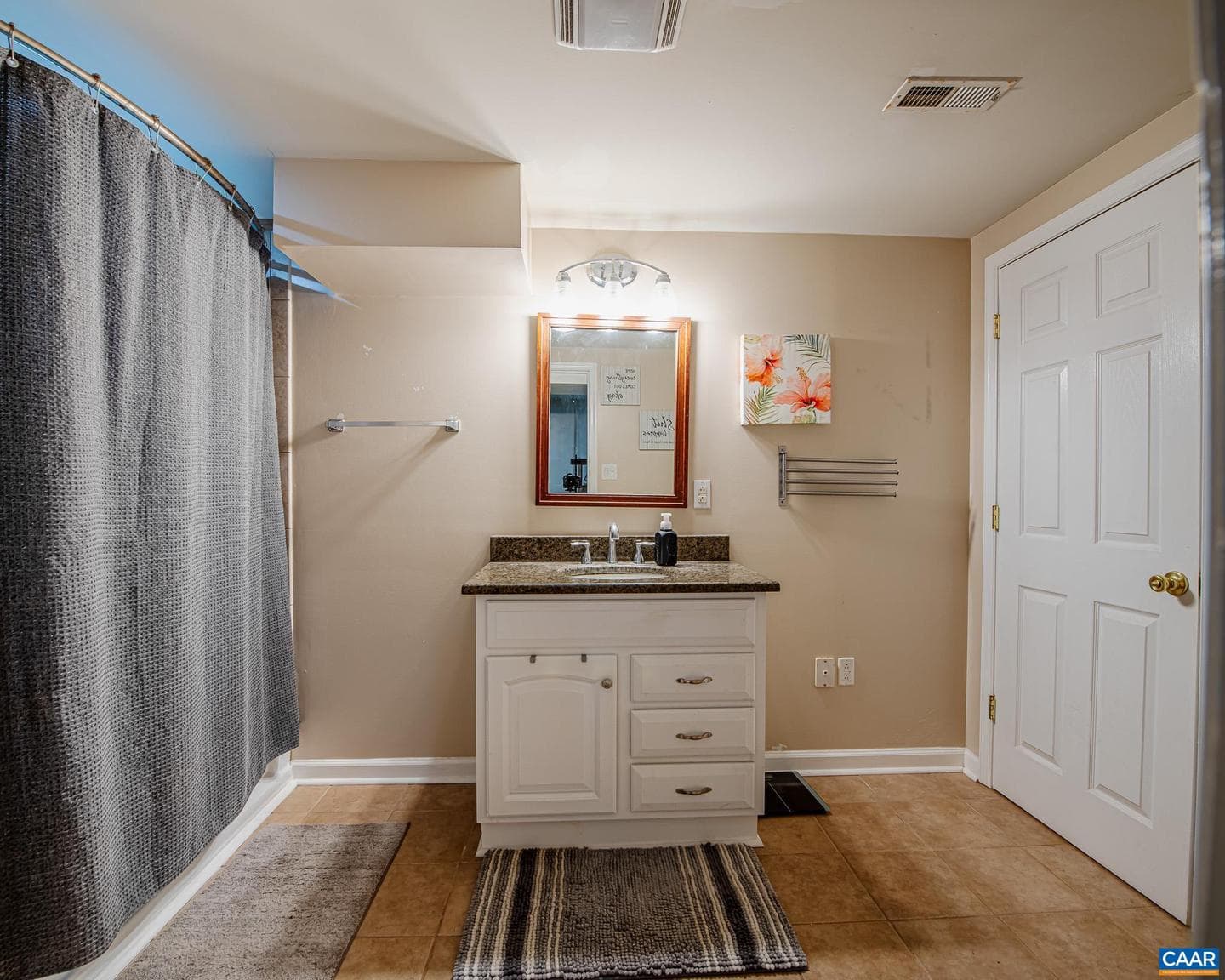 836 Toms Rd photo 14