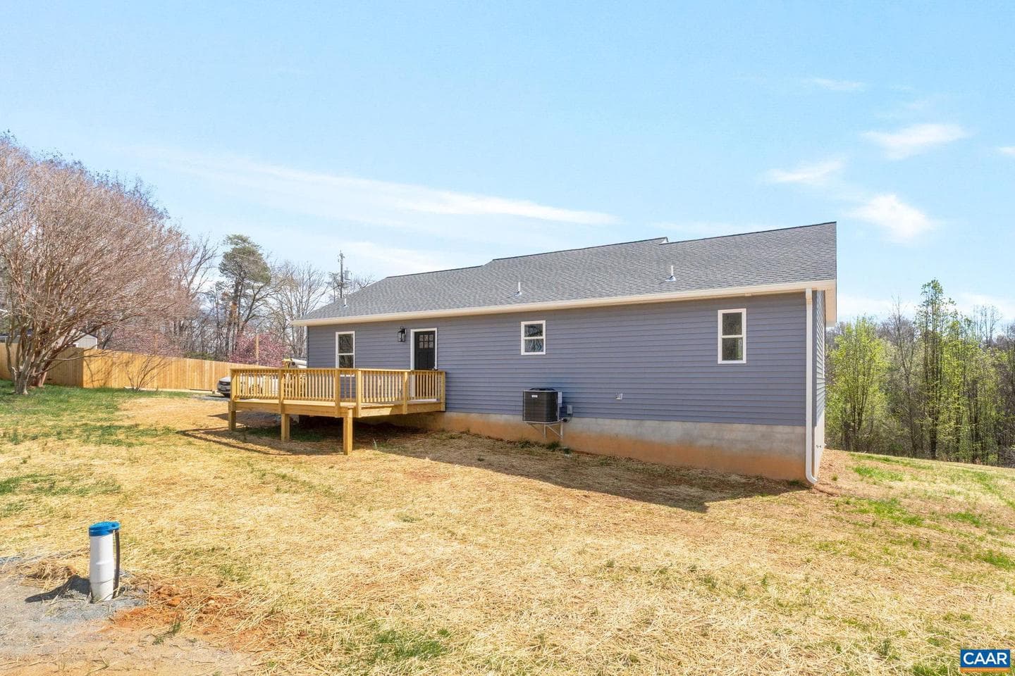 140 Dogwood Hts photo 39
