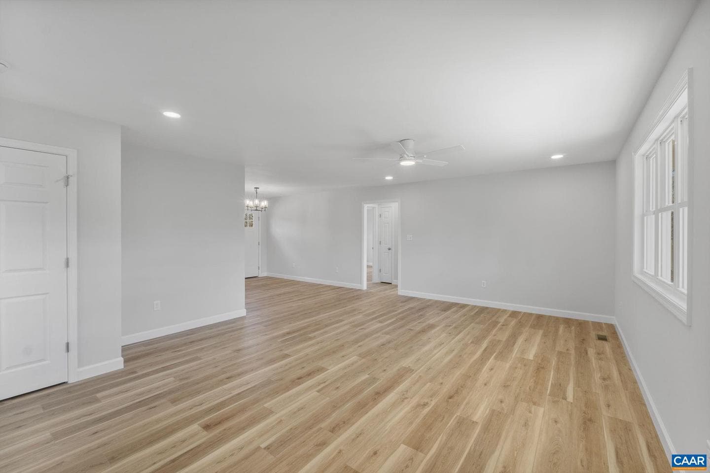140 Dogwood Hts photo 9
