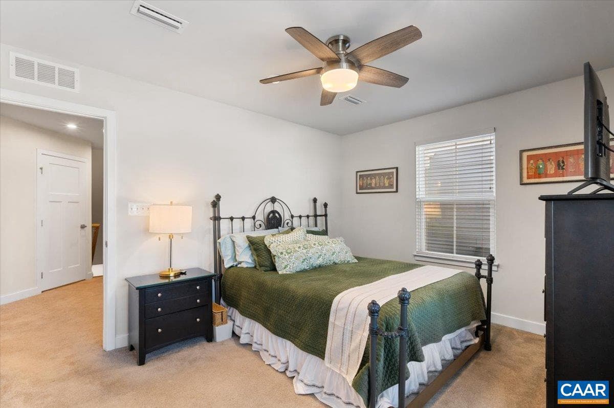 832 Swede St photo 27