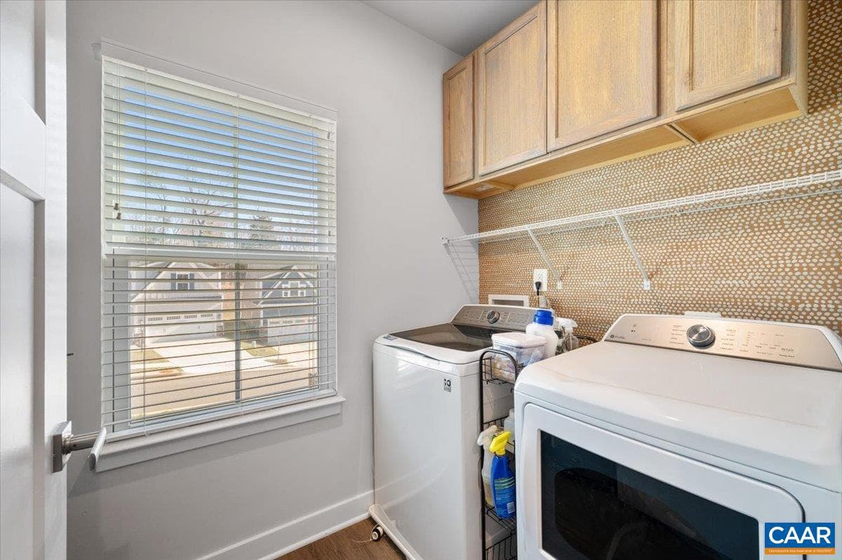 832 Swede St photo 37