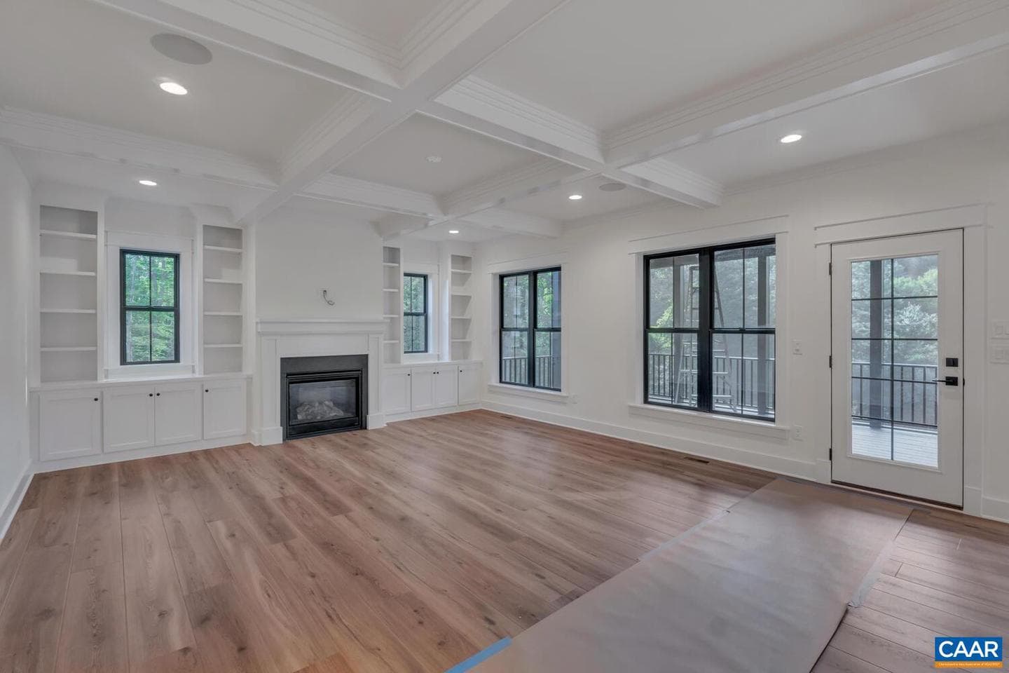 42 Borthwick St photo 18