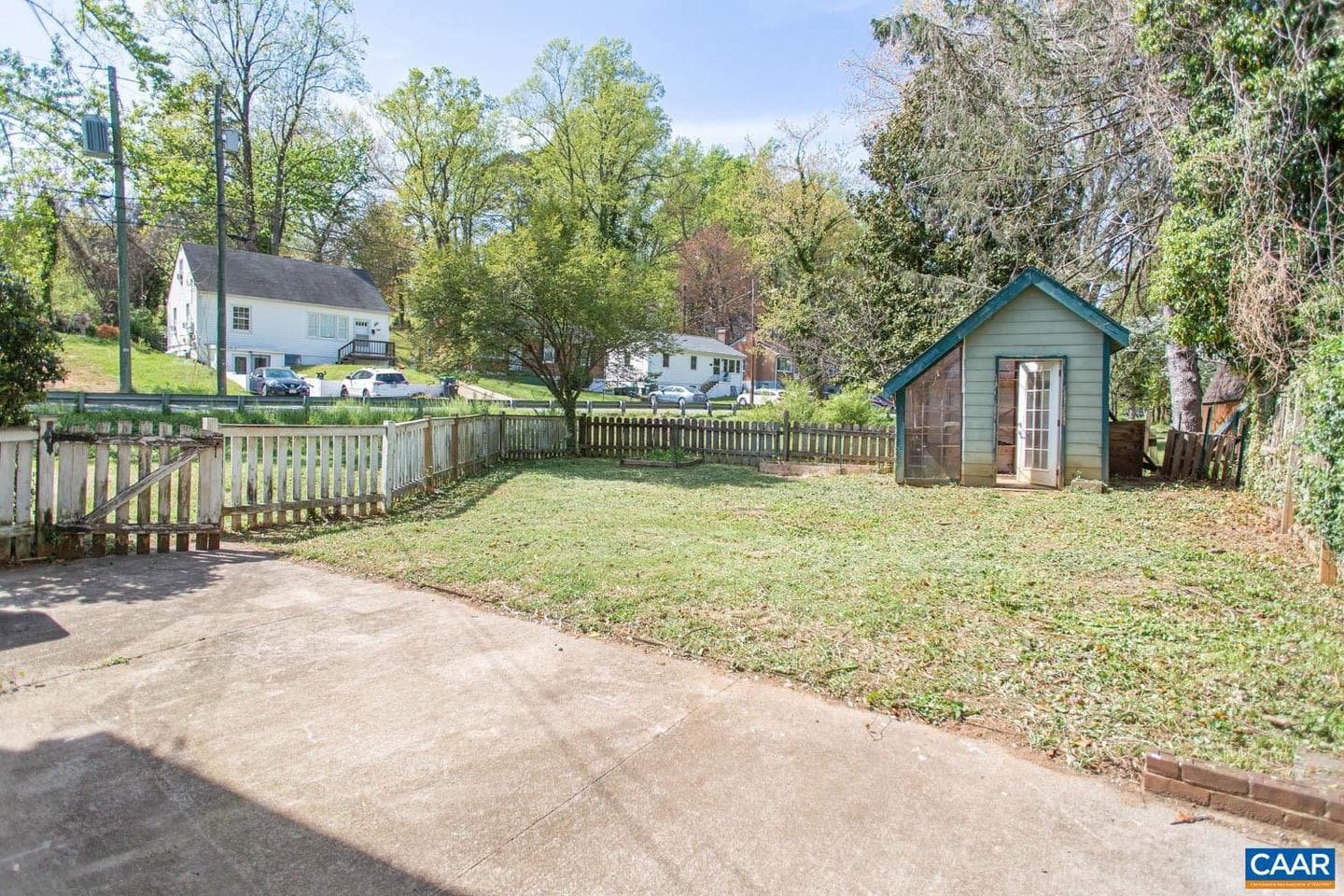 1421 Cherry Ave photo 19