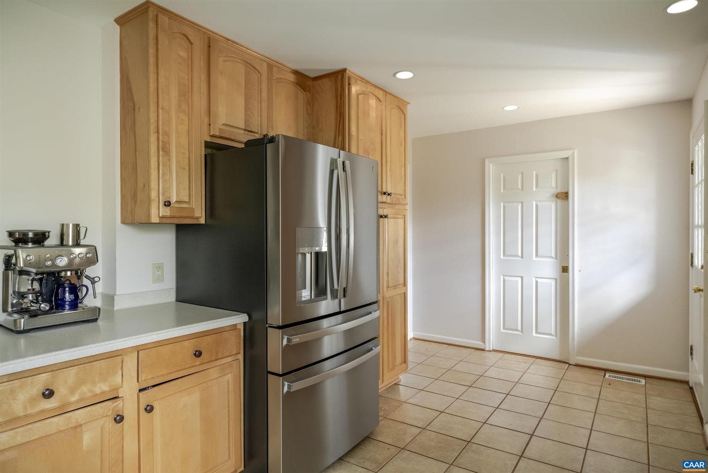 2750 Leeds Ln photo 12