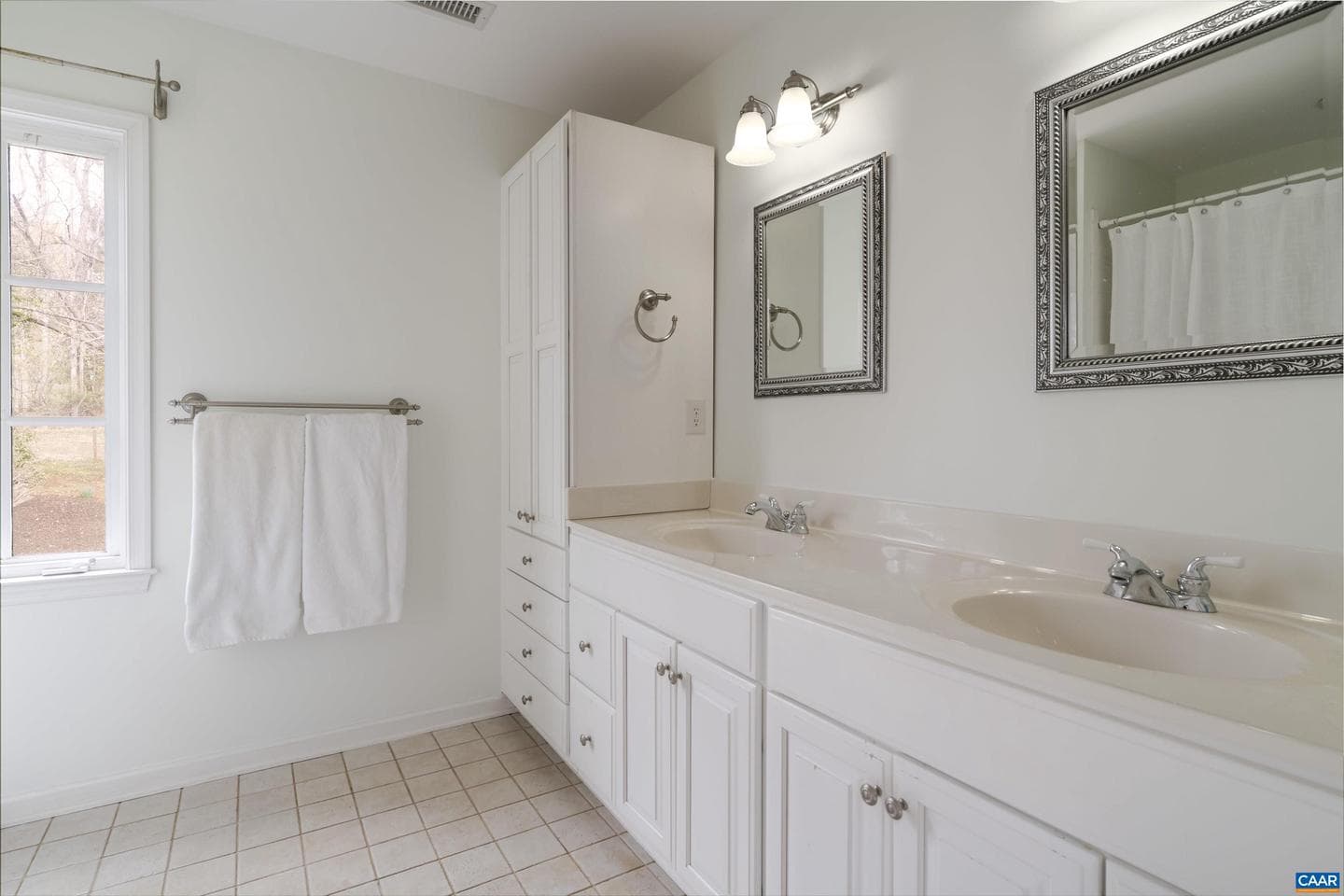 2750 Leeds Ln photo 24