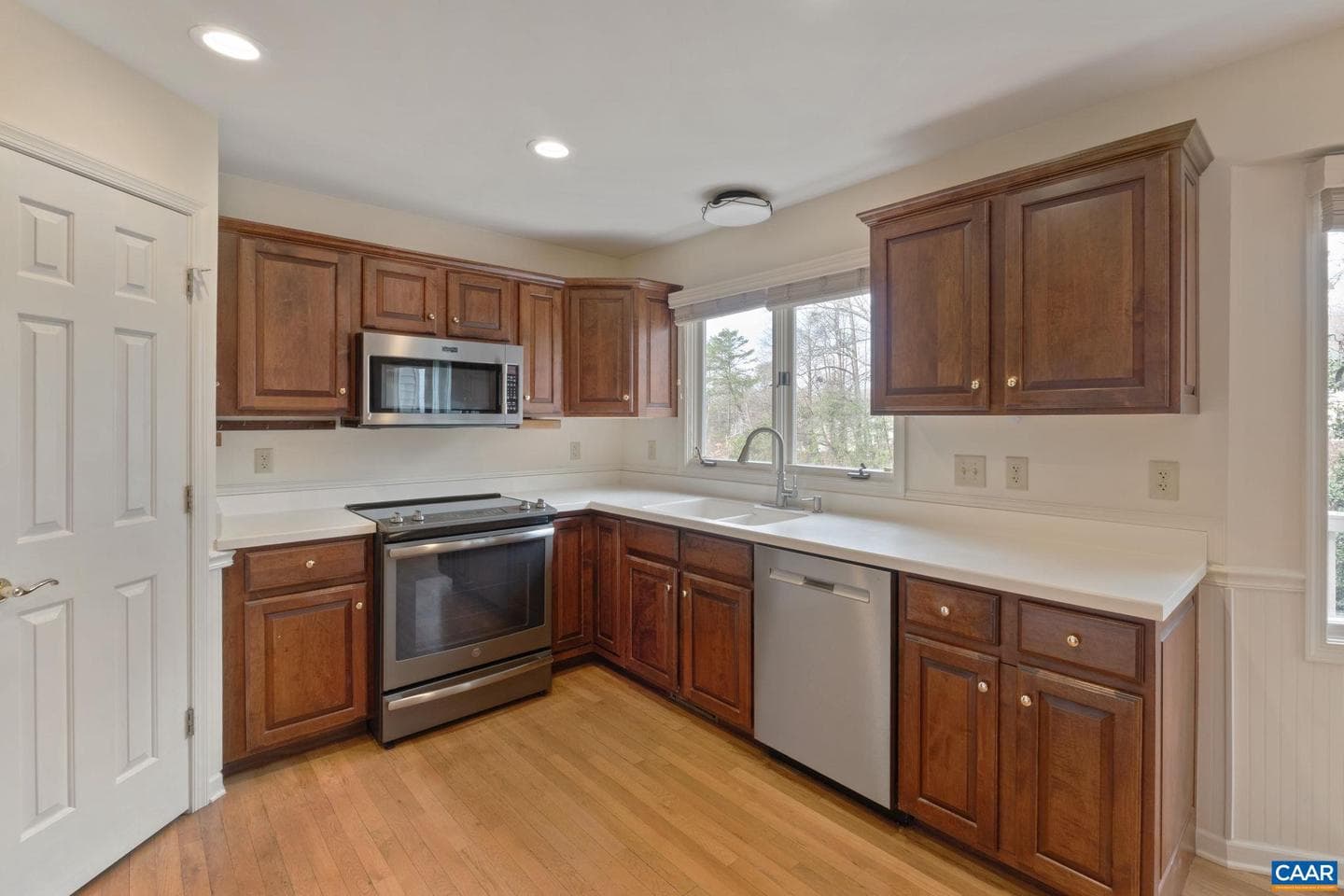 3206 Poplar Ridge Rd photo 9