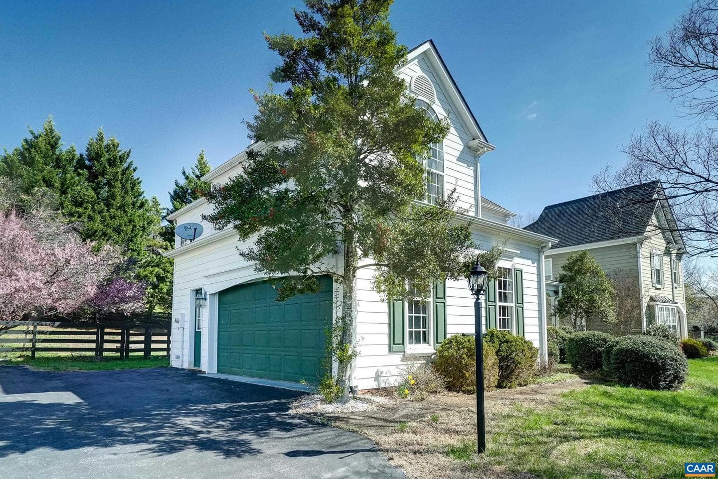 145 Grayrock Dr photo 43