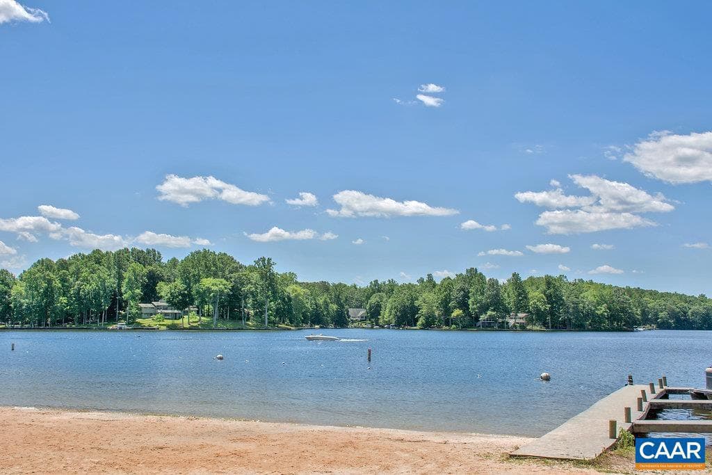 37 West Lake Forest Dr photo 41