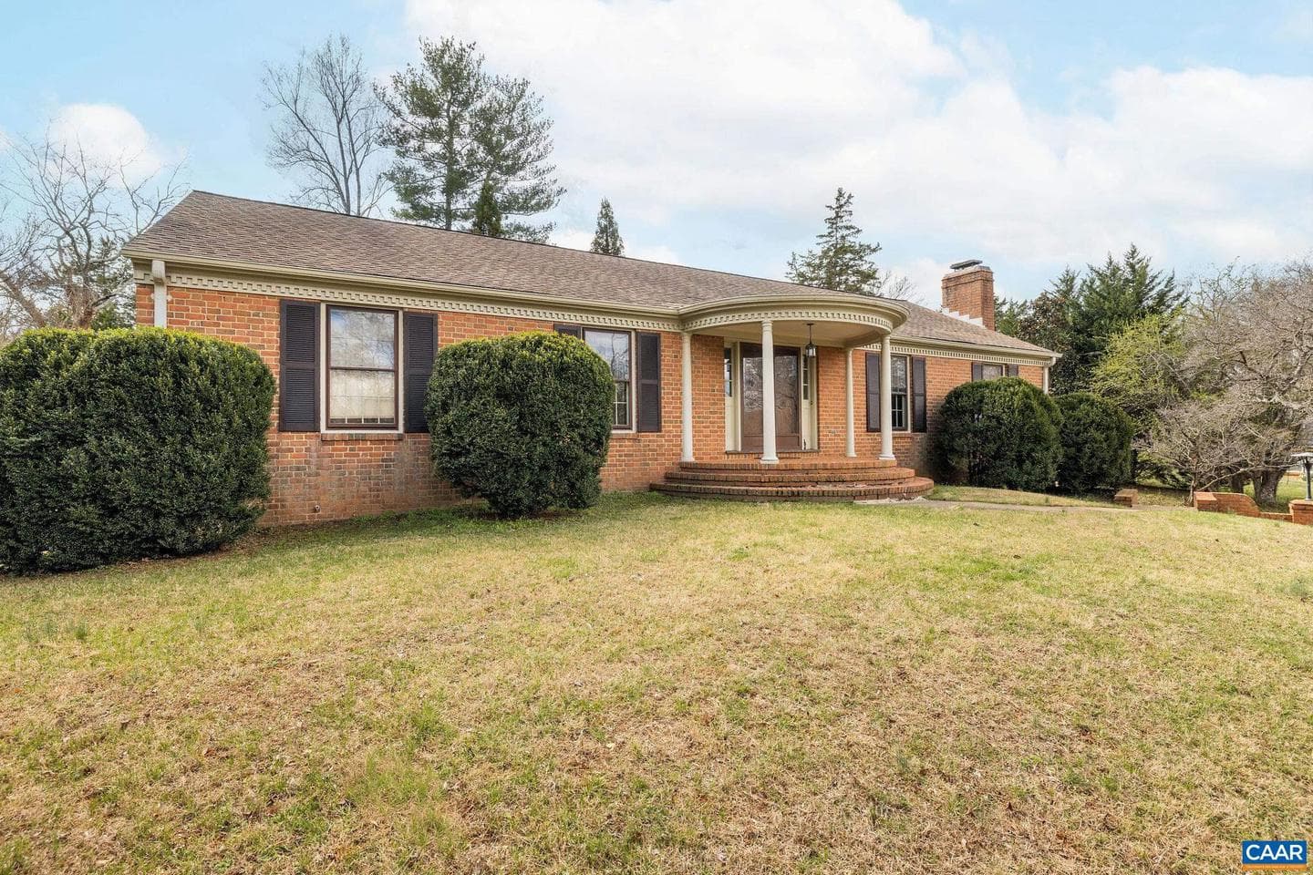 311 Gloucester Rd photo 53