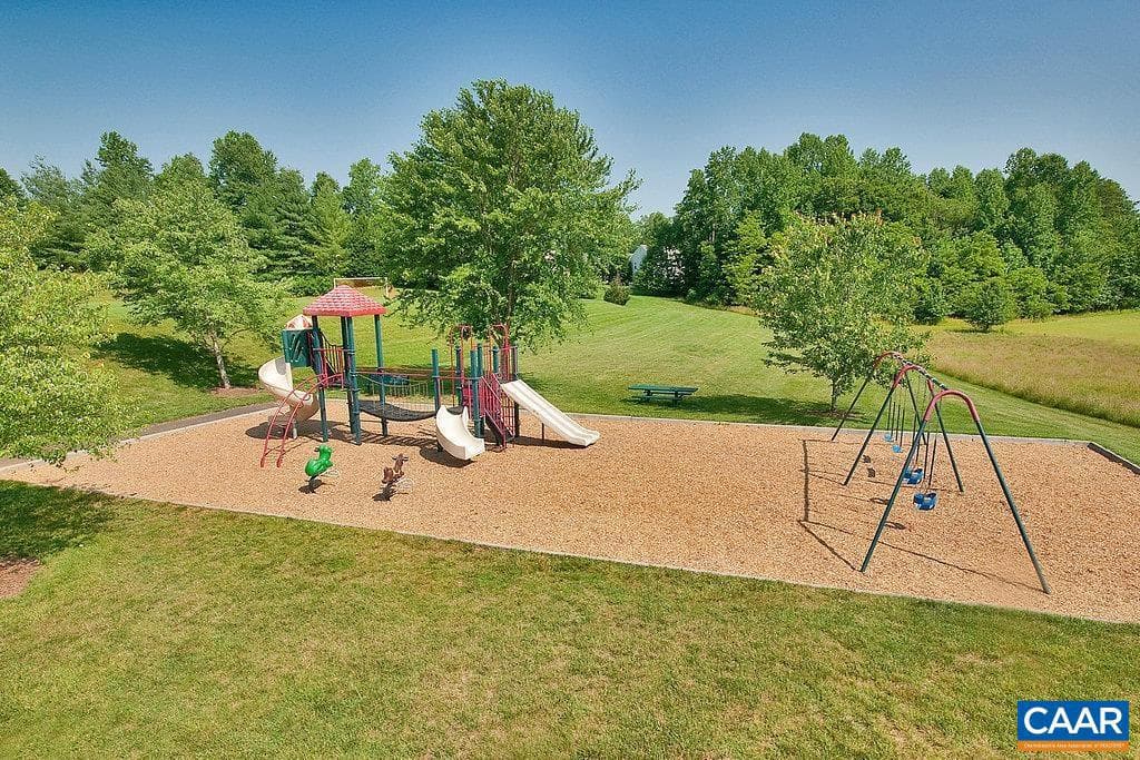 3278 Gateway Cir photo 47