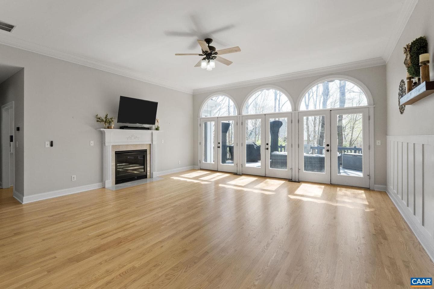 3279 Melrose Ln photo 10